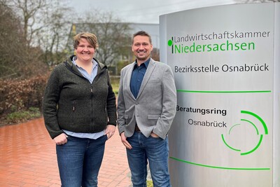 Die Berater für Tierproduktion der Bezirksstelle Osnabrück: Franziska Heile (links) und Gerd Hermeling